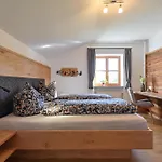 Apartman Schmoelz Robert